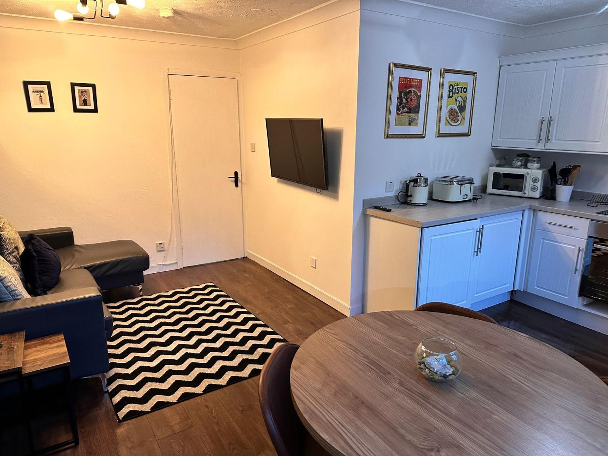 Brightcentral Apartment With Parking Glasgow Kültér fotó