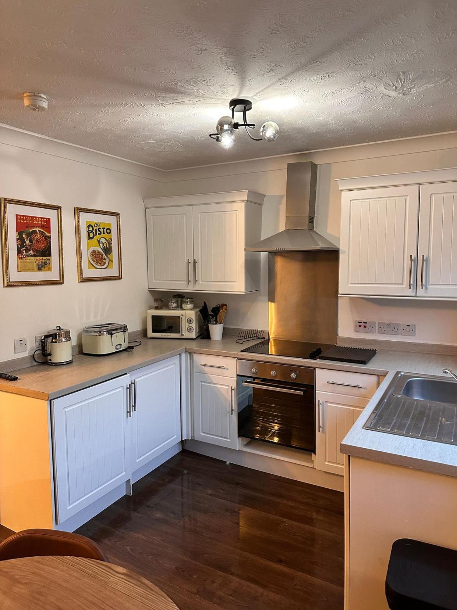 Brightcentral Apartment With Parking Glasgow Kültér fotó